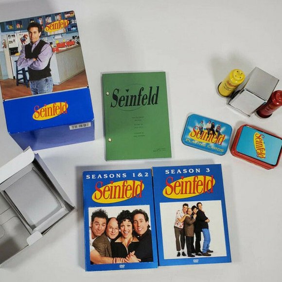 NIB Seinfeld Giftset 8 DVDs Seasons 1-3 SCRIPT Cards Salt and pepper shakers - Picture 1 of 9